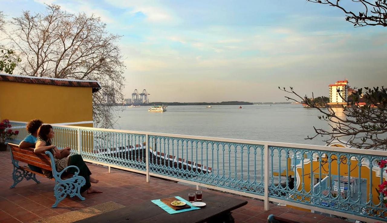 Bloom Boutique Waterfront Fort Kochi Kültér fotó