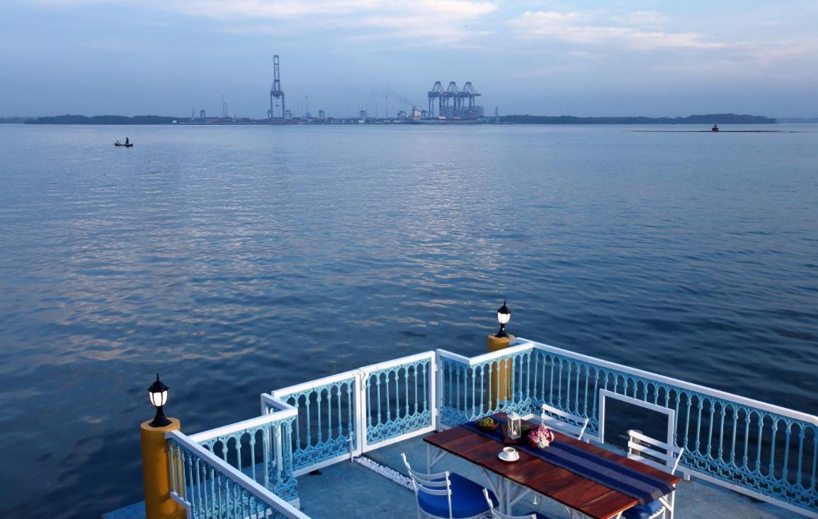 Bloom Boutique Waterfront Fort Kochi Kültér fotó