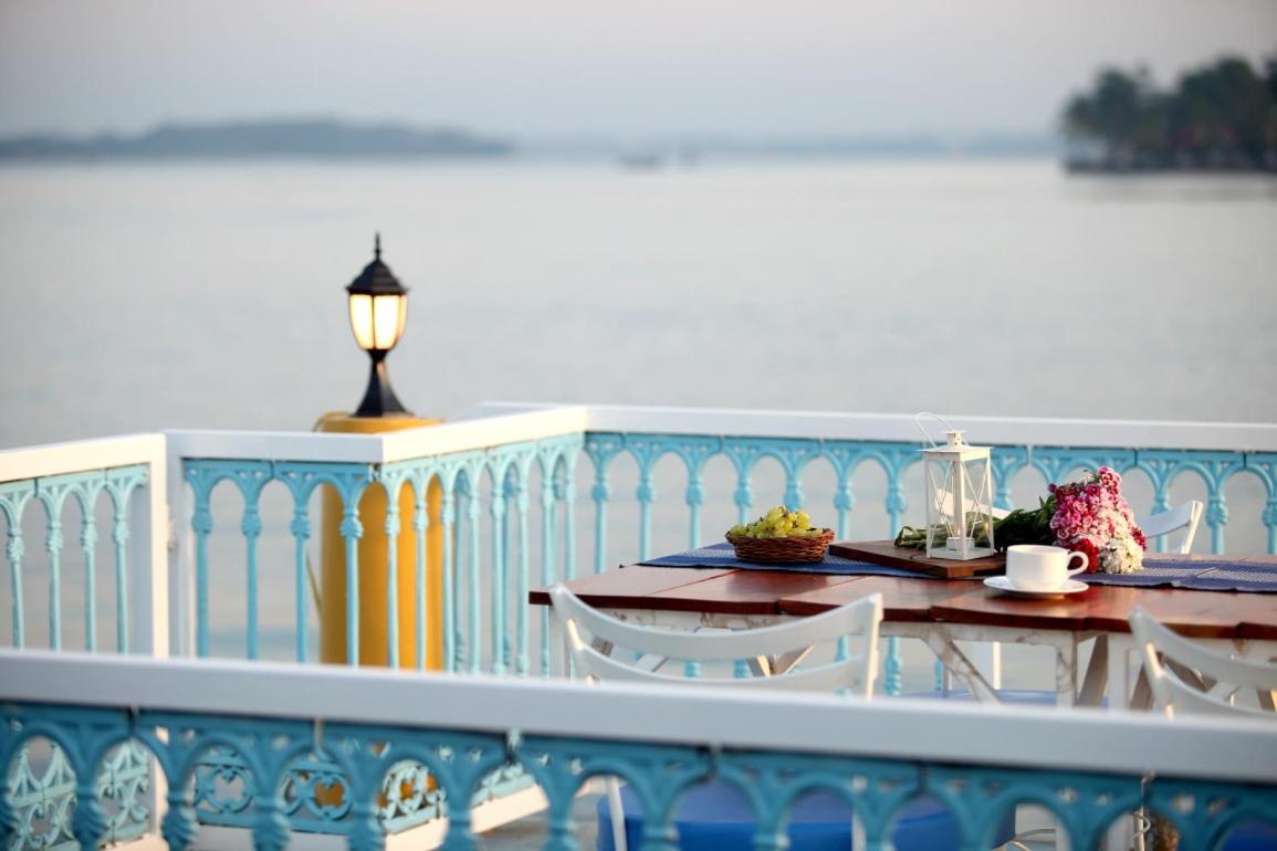 Bloom Boutique Waterfront Fort Kochi Kültér fotó